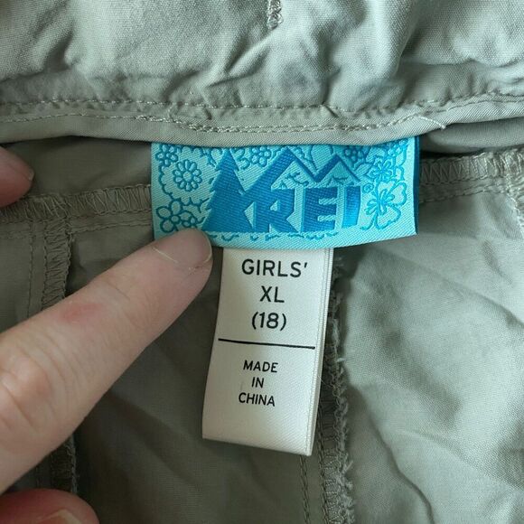 REI Girls Youth Sahara Convertible Hiking Outdoor Pants Size 18 XL - Picture 3 of 5